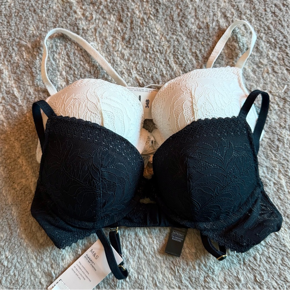 Lot of 2 lace padded push up bras Marks & Spencer Flexifit 34B NWT